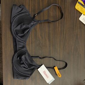 Hanes Black Women's Bra 32A